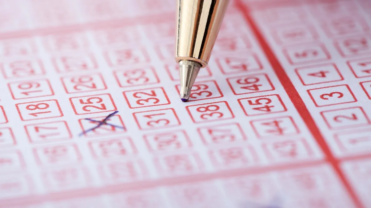 Cine este bărbatul care a câștigat 4,5 milioane de euro la Loto? A cumpărat biletul online printr-o aplicaţie cunoscută
