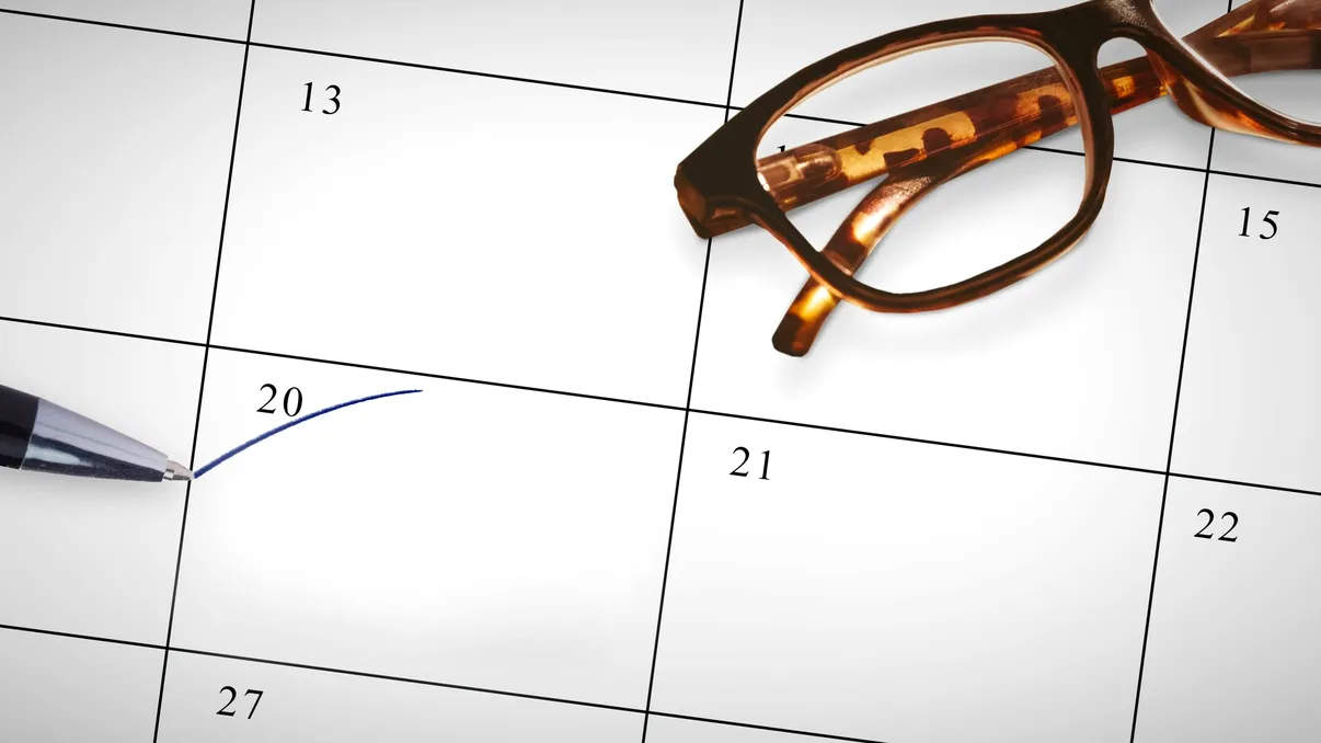 Ce se întâmplă cu zilele de concediu neefectuate în 2026. Când ești obligat să le iei și când primești bani