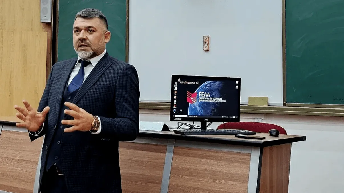 Ce salariu avea şeful ITM Bucureşti. Costel Grojdea spune că maşina Lamborghini de 300.000 de euro nu este a lui