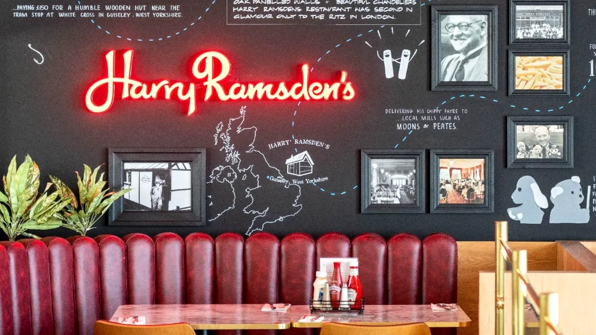 Lanțul britanic de Fish & Chips Harry Ramsden’s a ajuns în România. Ce produse sunt în meniul restaurantului fondat în 1928