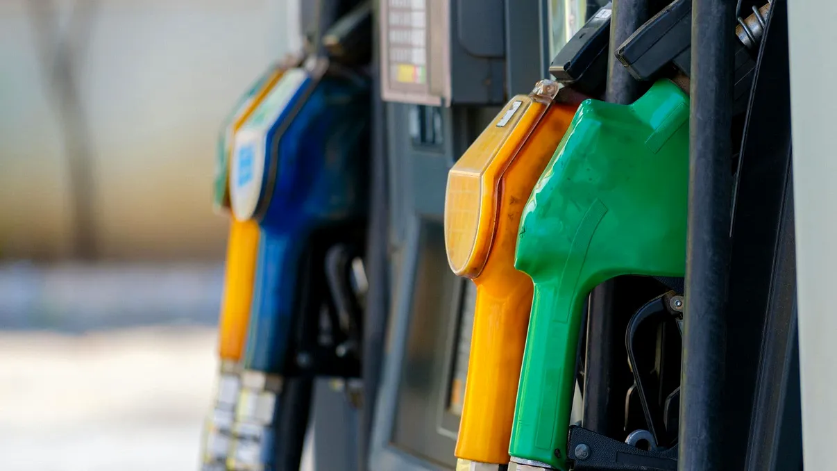 Singura țară din UE unde benzina costă la fel de peste 5 ani. Nu s-a schimbat nici în 2026