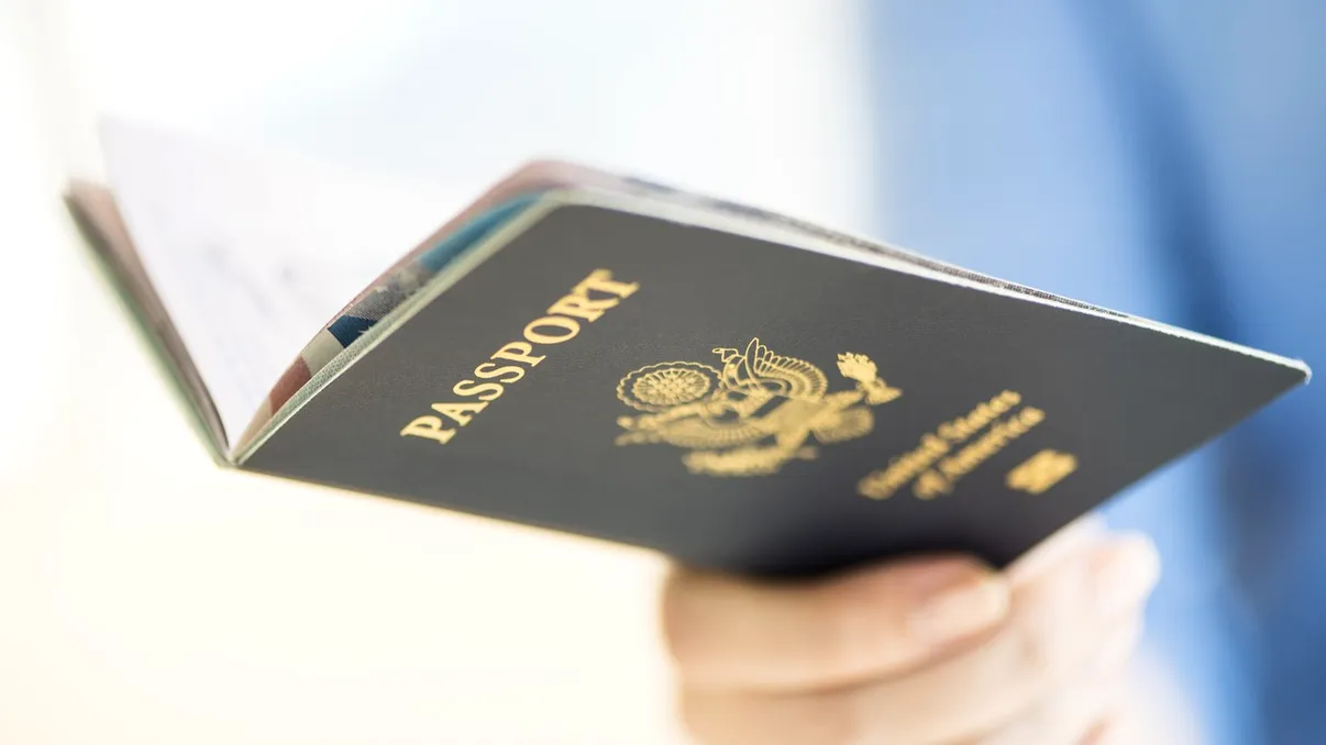Cât este taxa de pașaport în 2026 și unde se plătește. Informații utile pentru toți românii