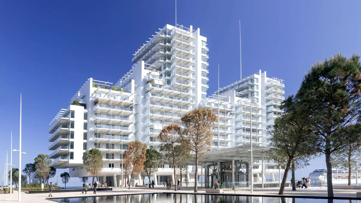Cum arată apartamentul cu 21 de camere cumpărat de Rinat Ahmetov. Locuinţa luxoasă se află în Monaco şi a costat 471 milioane euro