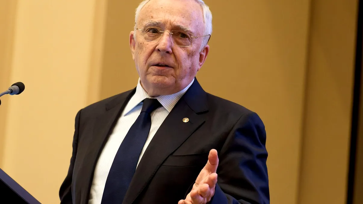 Ce este ROBOR, cum se calculează și care sunt beneficiile lui. Tabel explicativ. Mugur Isărescu: „Nu putem să funcționăm altfel”