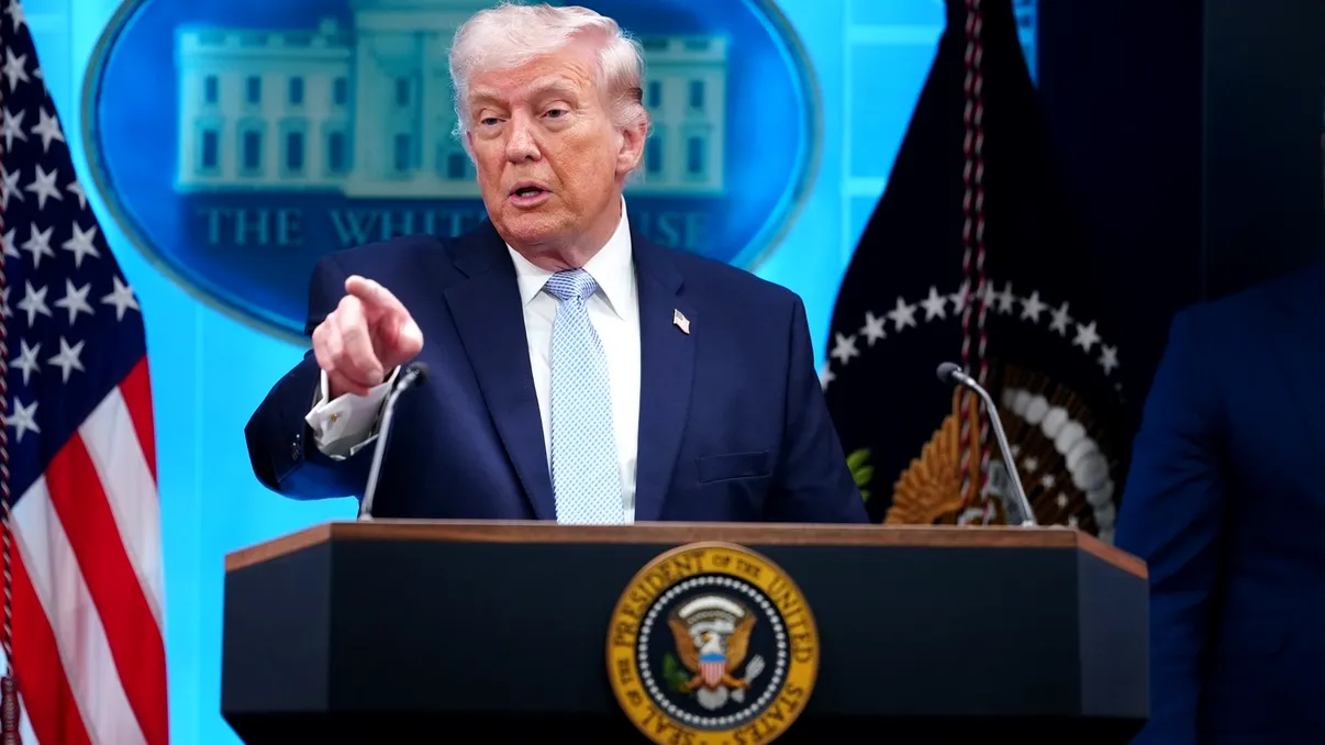 Ce înseamnă armistițiul lui Donald Trump cu Iranul pentru întreaga lume. Prețul barilului de petrol a scăzut deja
