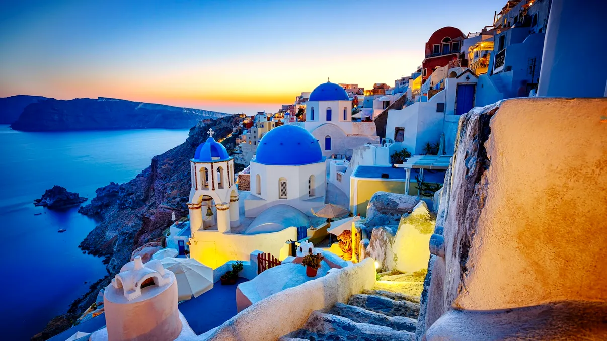 Santorini impune restricții pentru turiști după cutremurele din 2025. Măsurile valabile până în 2027