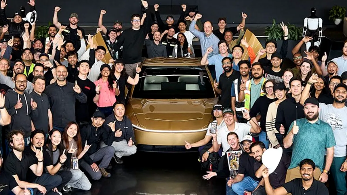 Mașina fără volan a Tesla devine realitate în fabrică, nu și pe șosea: problema uriașă din spatele Cybercab