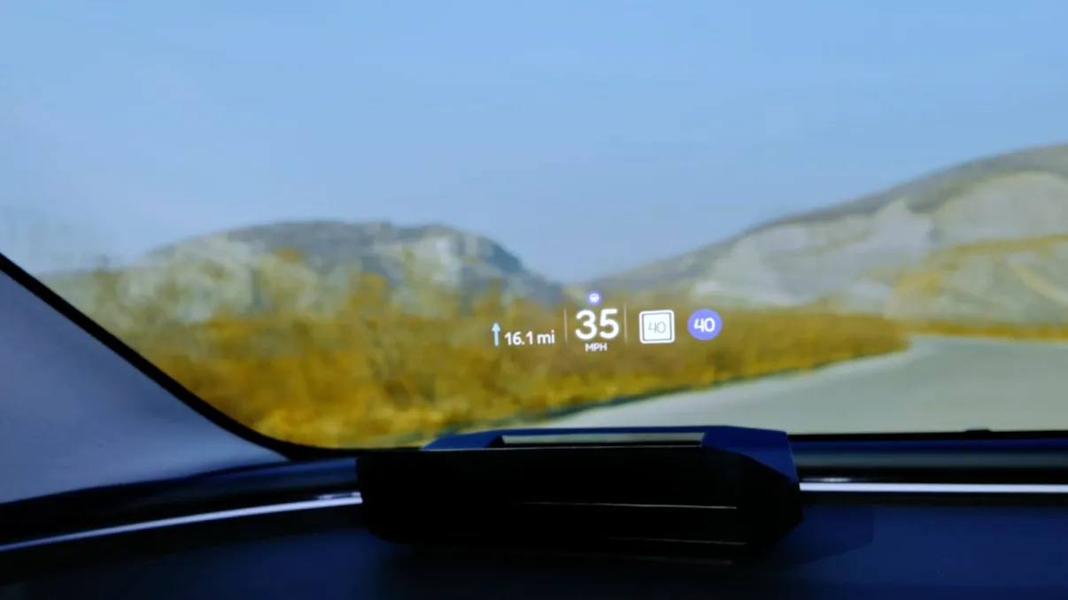 Soluția pentru una dintre cele mai vechi nemulțumiri Tesla: un HUD aftermarket care nu îți afectează garanția