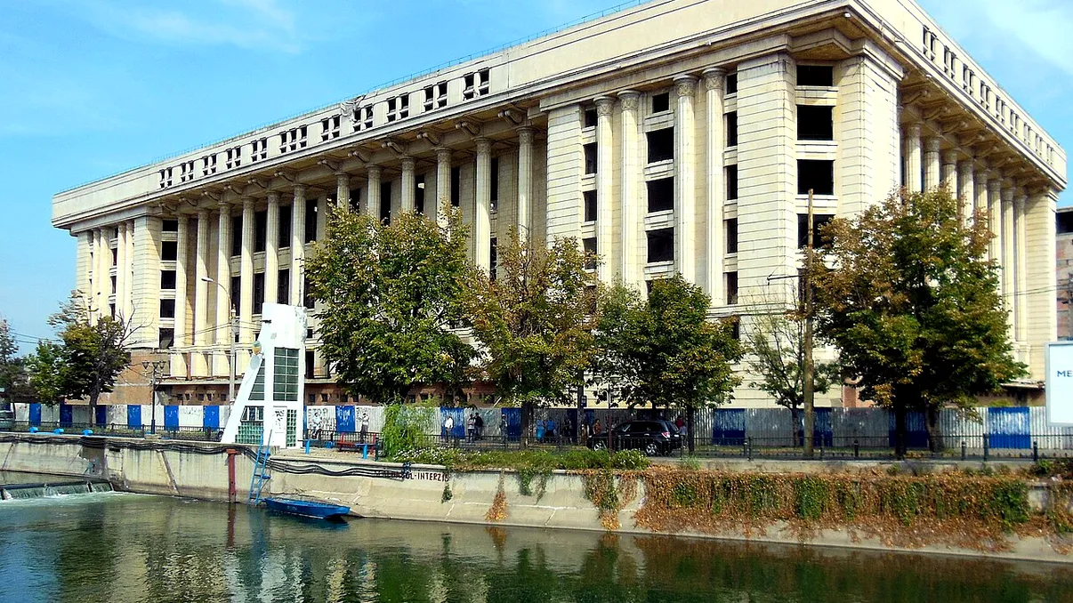 Cum a ajuns Casa Radio unul dintre cele mai controversate proiecte imobiliare din România. Plaza Centers cere până la 420 de milioane de euro de la statul român