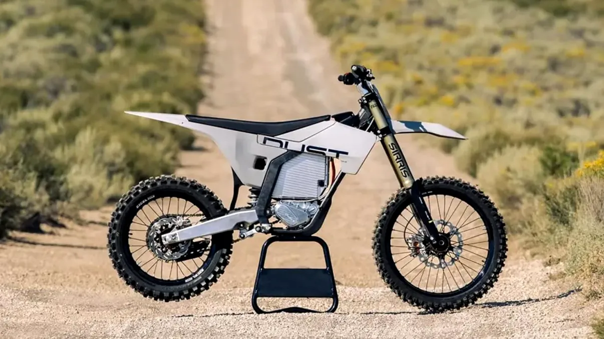Harley-Davidson intră pe terenul motocicletelor electrice de off-road: LiveWire cumpără Dust Moto și vrea să lupte cu Sur Ron și Talaria