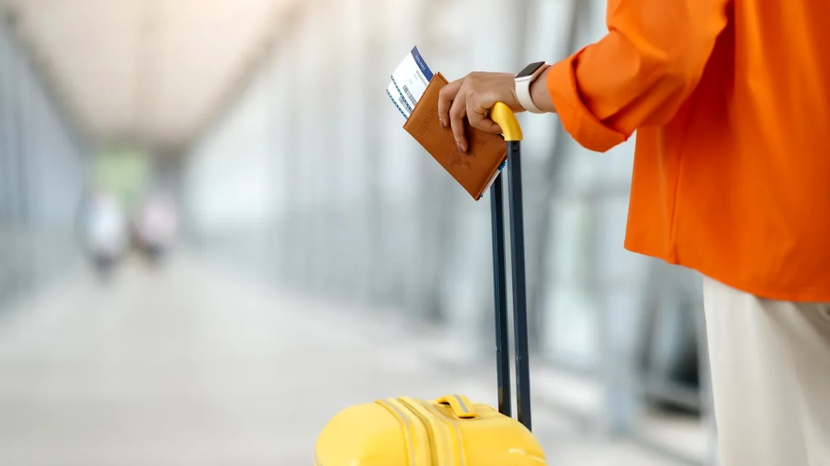 Topul țărilor în care merită să te muți în 2026. Unde găsești salarii mari, siguranță și cea mai bună calitate a vieții