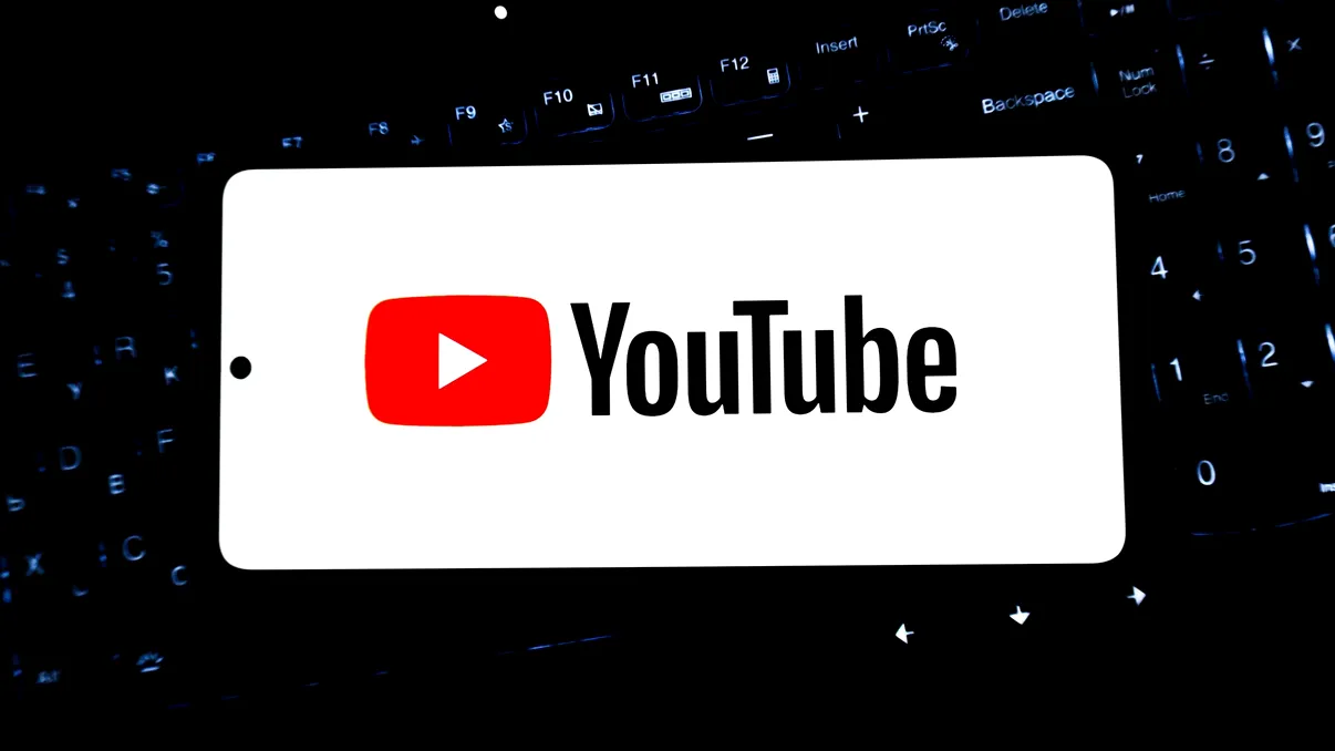 YouTube testează una dintre cele mai controversate schimbări din ultimii ani. Tab-ul Subscriptions ar putea dispărea din aplicație