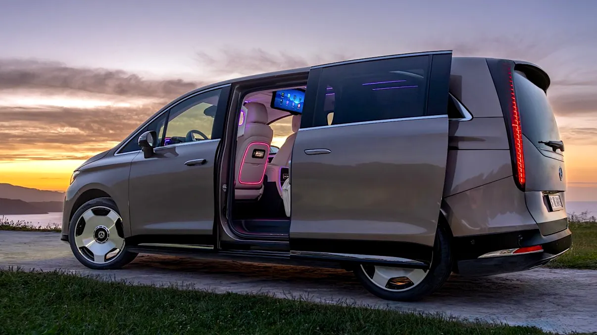 Mercedes transformă duba electrică într-o limuzină cu 8 locuri. VLE 300 are 400 CP, autonomie mare și preț de S-Class