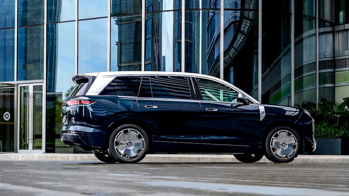 BYD aduce în Europa SUV-ul electric care a strâns 150.000 de comenzi. Great Tang promite 950 km autonomie și preț surpriză