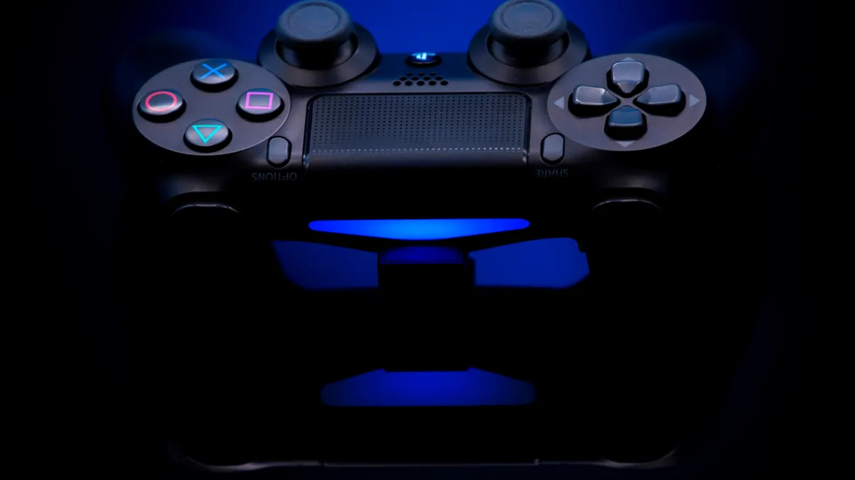 Următoarea consolă PlayStation ar putea ieși din sufragerie. Sony pregătește o experiență complet nouă pentru gaming