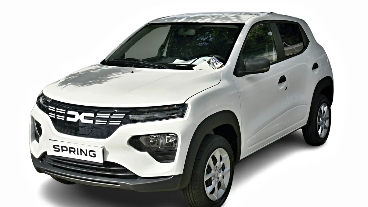 Noua Dacia Spring atrage atenția în Rusia. De ce sunt jurnaliștii auto impresionați de schimbarea majoră pregătită de modelul electric românesc
