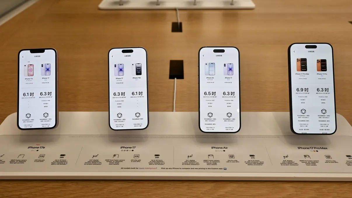 Apple nu renunță la iPhone Air. Ce schimbări importante pregătește compania pentru următoarea generație