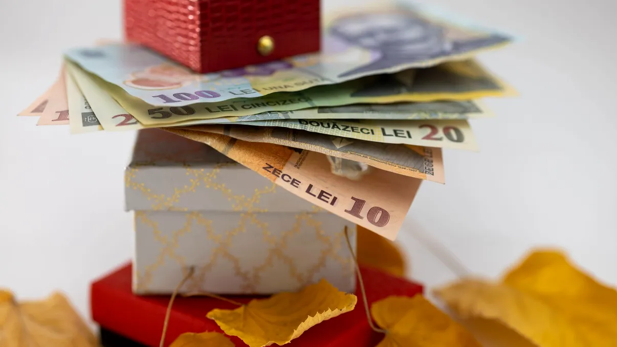 Din 7 iunie, angajatorii vor fi obligați să explice diferențele de salariu dintre angajați. Ce drepturi noi apar