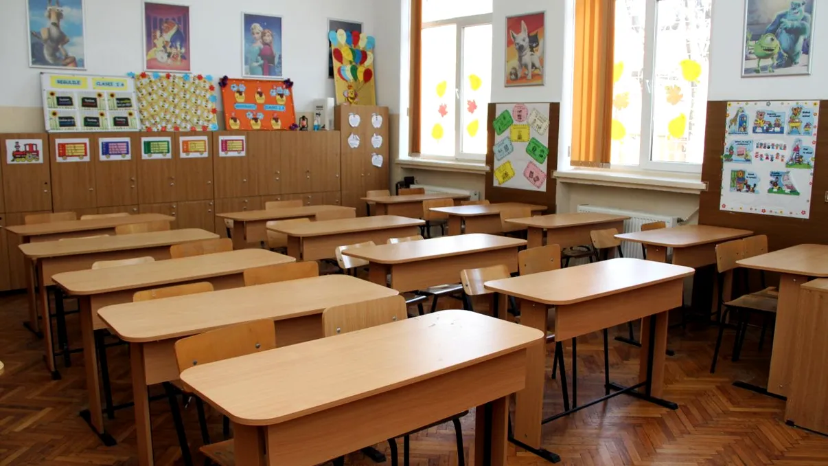 Admiterea la liceele tehnologice se schimbă din 2026. Ce riscă elevii care nu dau Evaluarea Națională
