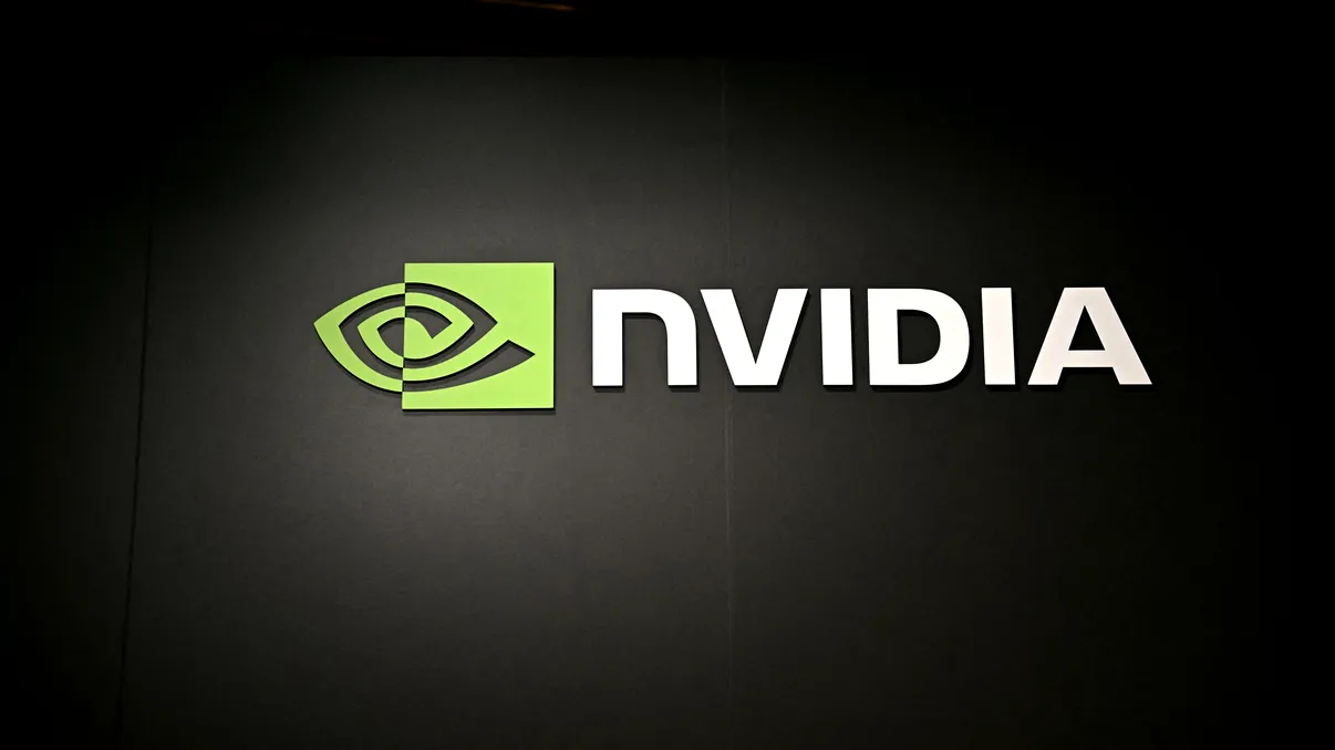 Plăcile video Nvidia s-ar putea scumpi cu până la 30%. Criza memoriei lovește întreaga gamă RTX 50