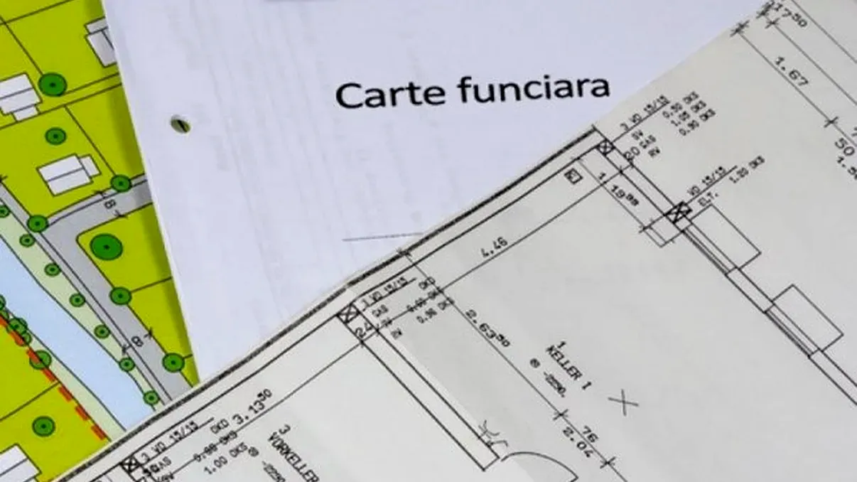 Greșelile din cartea funciară care îți pot bloca vânzarea locuinței. Ce trebuie verificat înainte de semnarea contractului