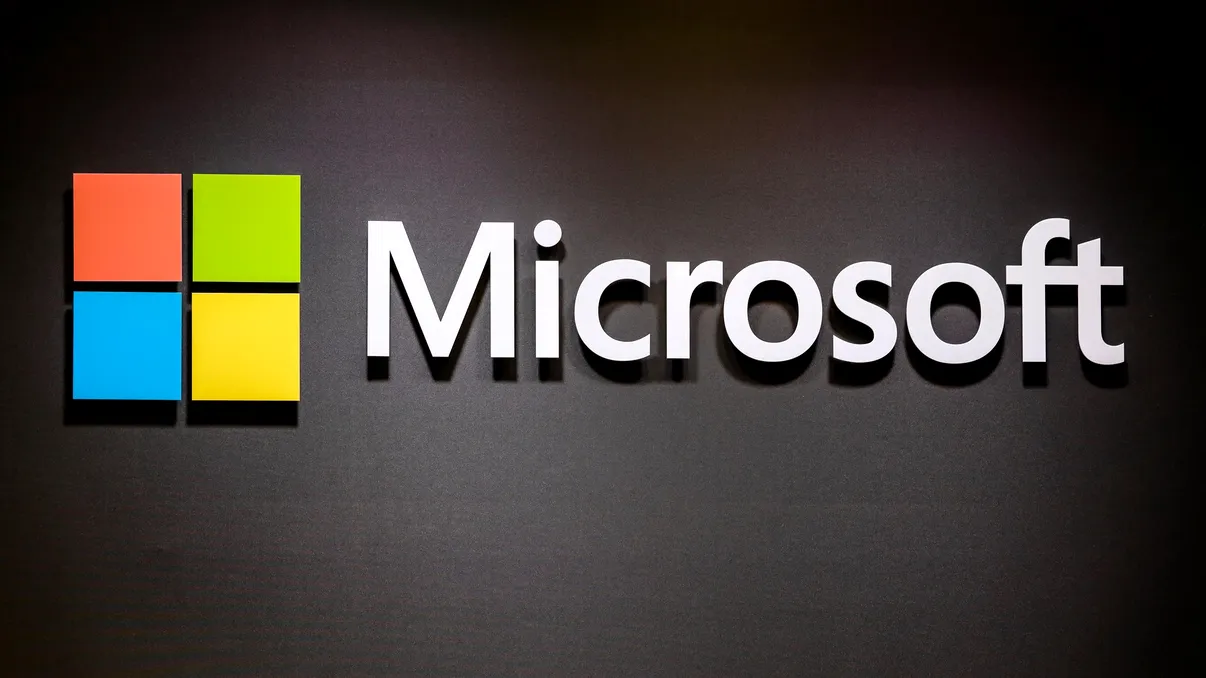 Microsoft și AMD duc inteligența artificială Azure la un nou nivel. Ce schimbări îi așteaptă pe clienți
