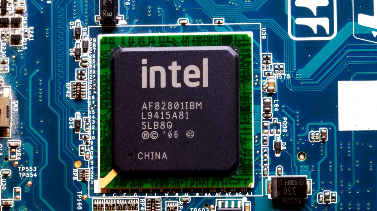 Procesoarele Intel legendare care nu mai fac față jocurilor noi în 2026. Dacă încă le folosești, e timpul pentru un upgrade