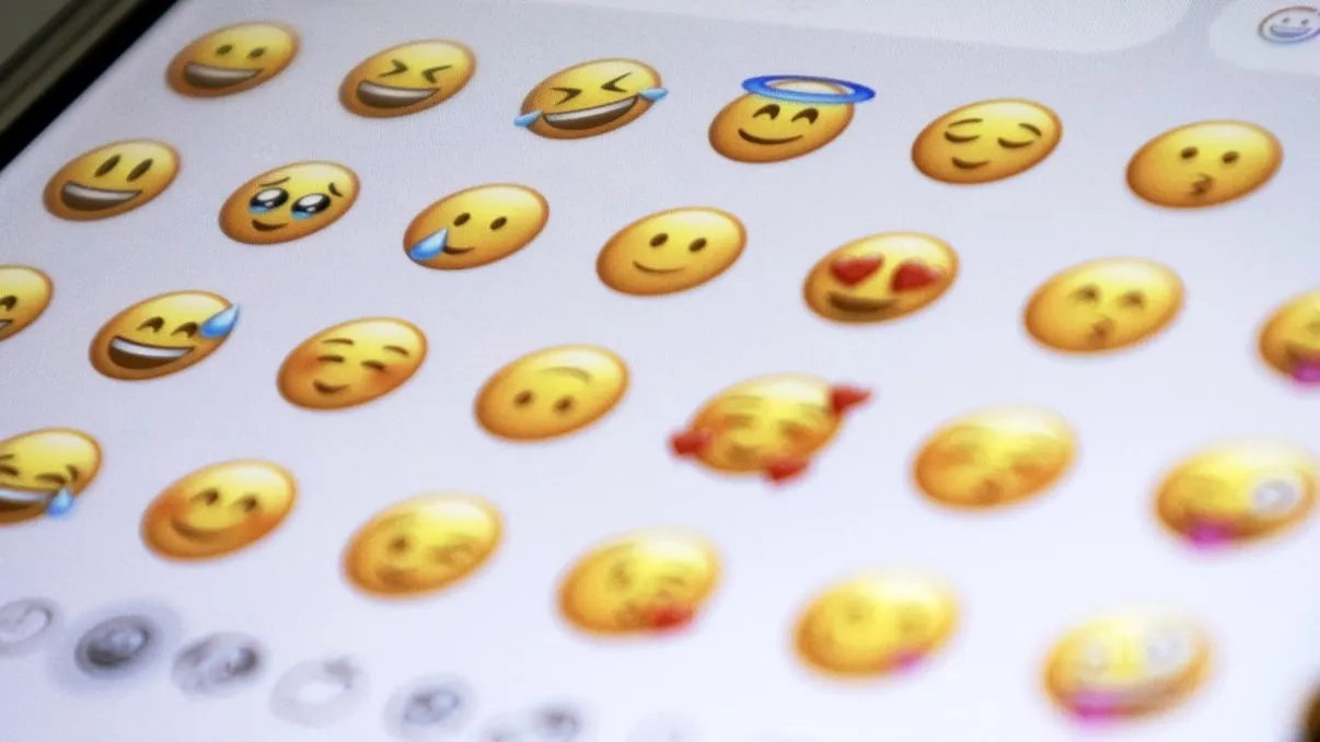 Ai o idee de emoji? Așa o poți transforma oficial într-un simbol pentru iPhone și Android