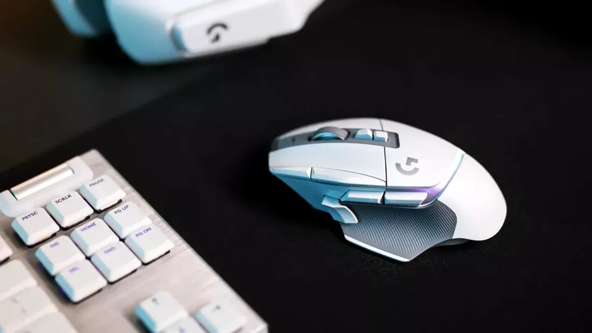 Logitech schimbă designul mouse-urilor, dar numai pentru Europa. Noua regulă UE obligă compania să facă modificări