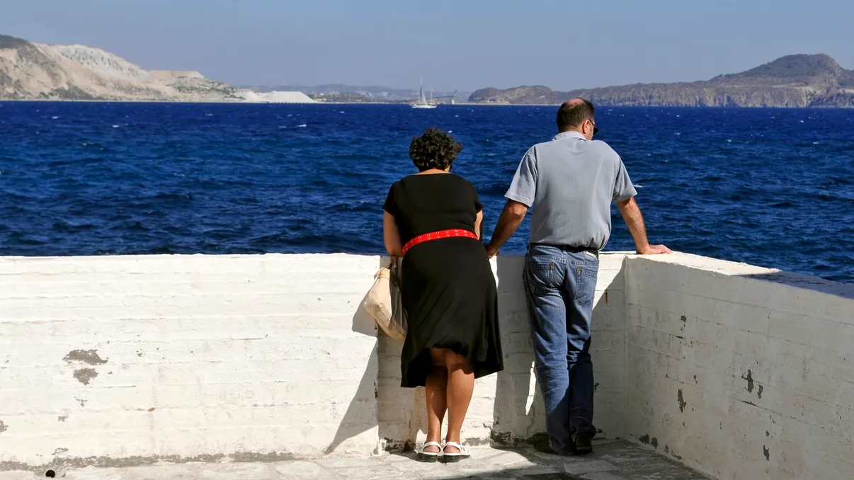 De ce pensie ai nevoie pentru a trăi în Grecia. Cât costă chiria, utilitățile și traiul de zi cu zi într-un orășel de coastă, conform românilor