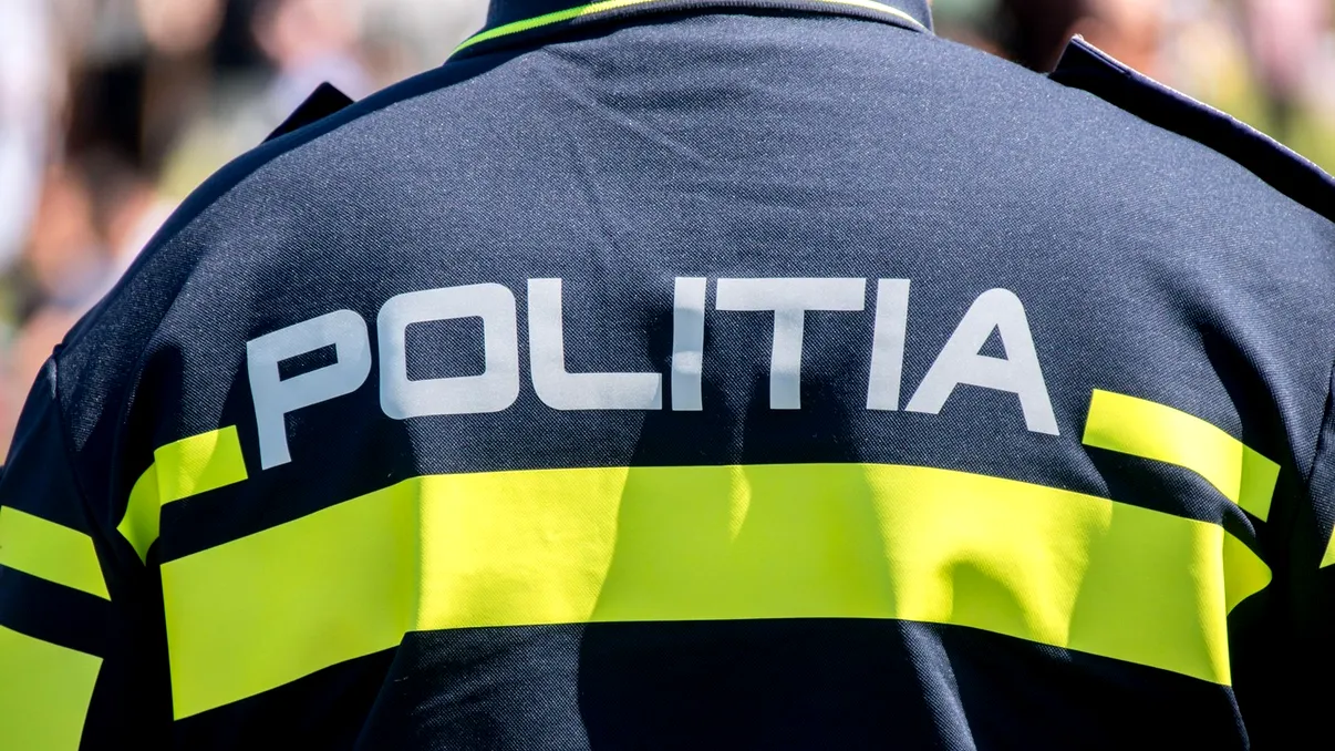 Câți ani trebuie să lucrezi ca polițist pentru a beneficia de pensie. Ce s-a schimbat în 2026
