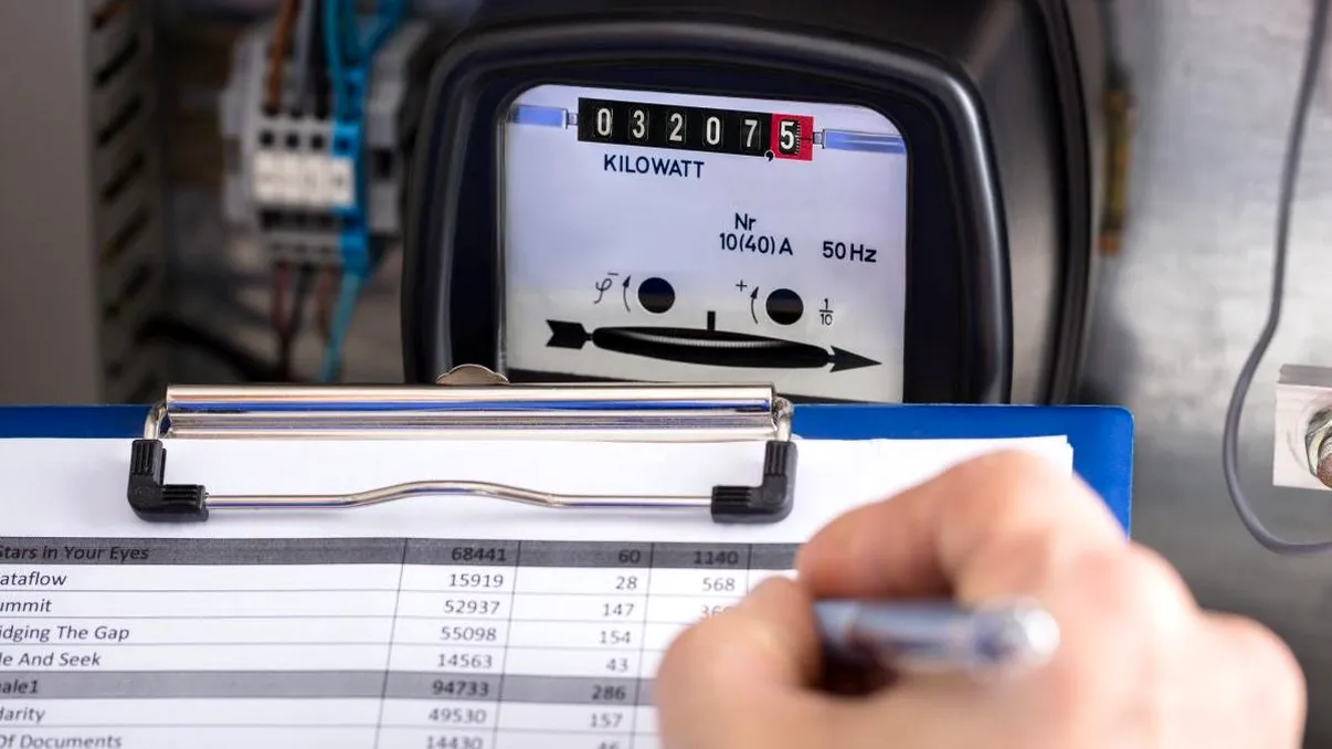 Cât ar putea crește factura la energie în lunile următoare. Calcul în funcție de cât plătești acum