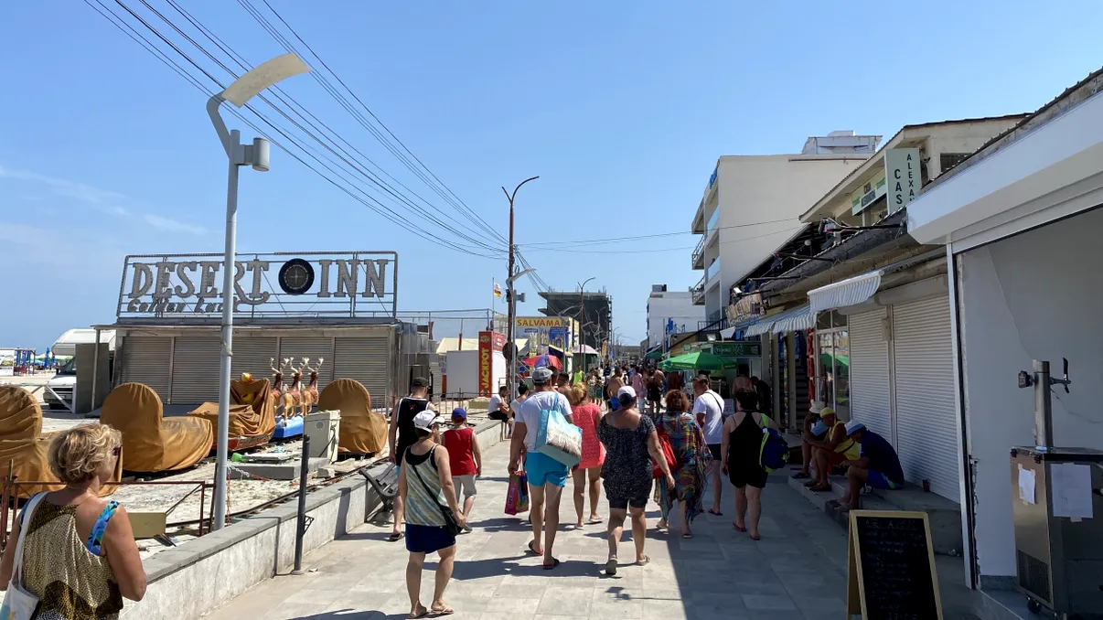 Ce a cumpărat un turist cu 170 de lei la un restaurant din Eforie Nord. A postat bonul pe Facebook: 
