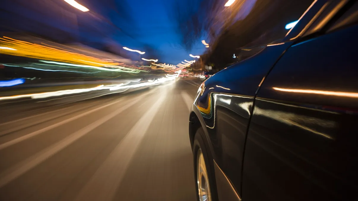 De ce evită constructorii auto recordurile de viteză pentru mașinile electrice? Exemplul care ar putea schimba strategia industriei