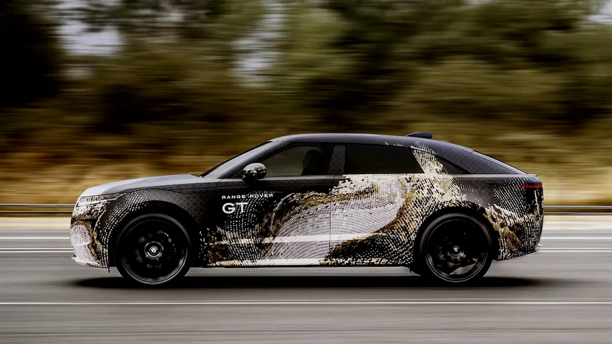 Range Rover GT a ieșit pe Nürburgring: noul fastback electric ar putea ajunge la 800 km autonomie și peste 87.000 de euro