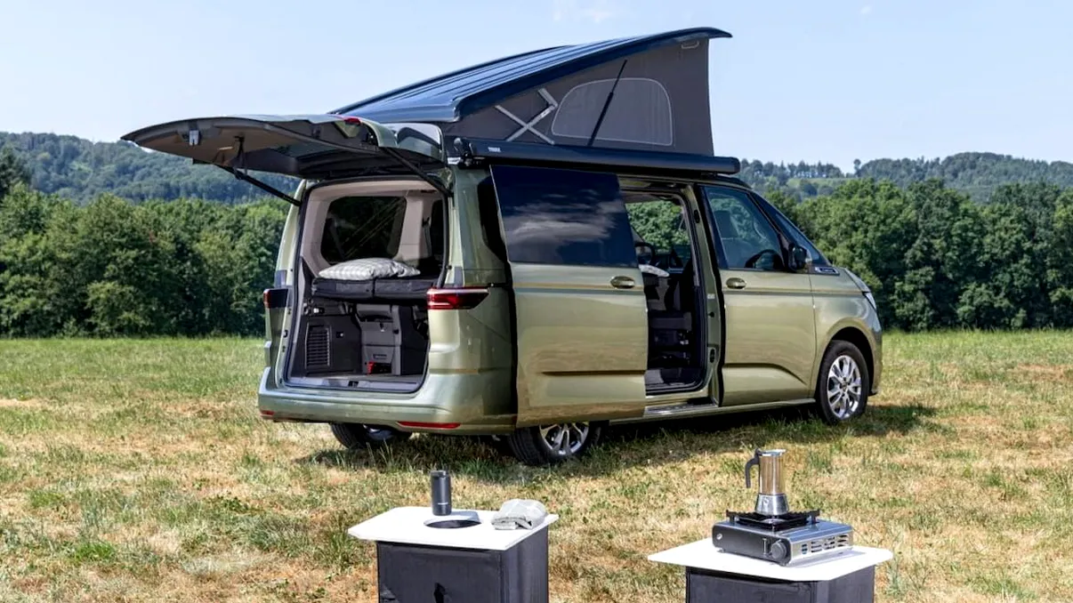 Volkswagen transformă ID. Buzz într-o casă electrică pe roți. Noul camper se montează în câteva minute