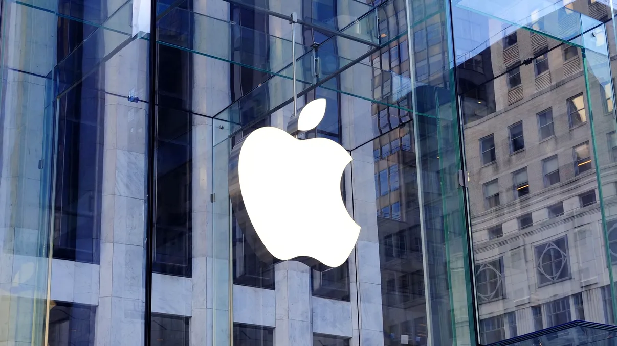 Apple a testat un stylus pentru iPhone-ul pliabil, dar accesoriul s-ar putea să nu ajungă niciodată la vânzare