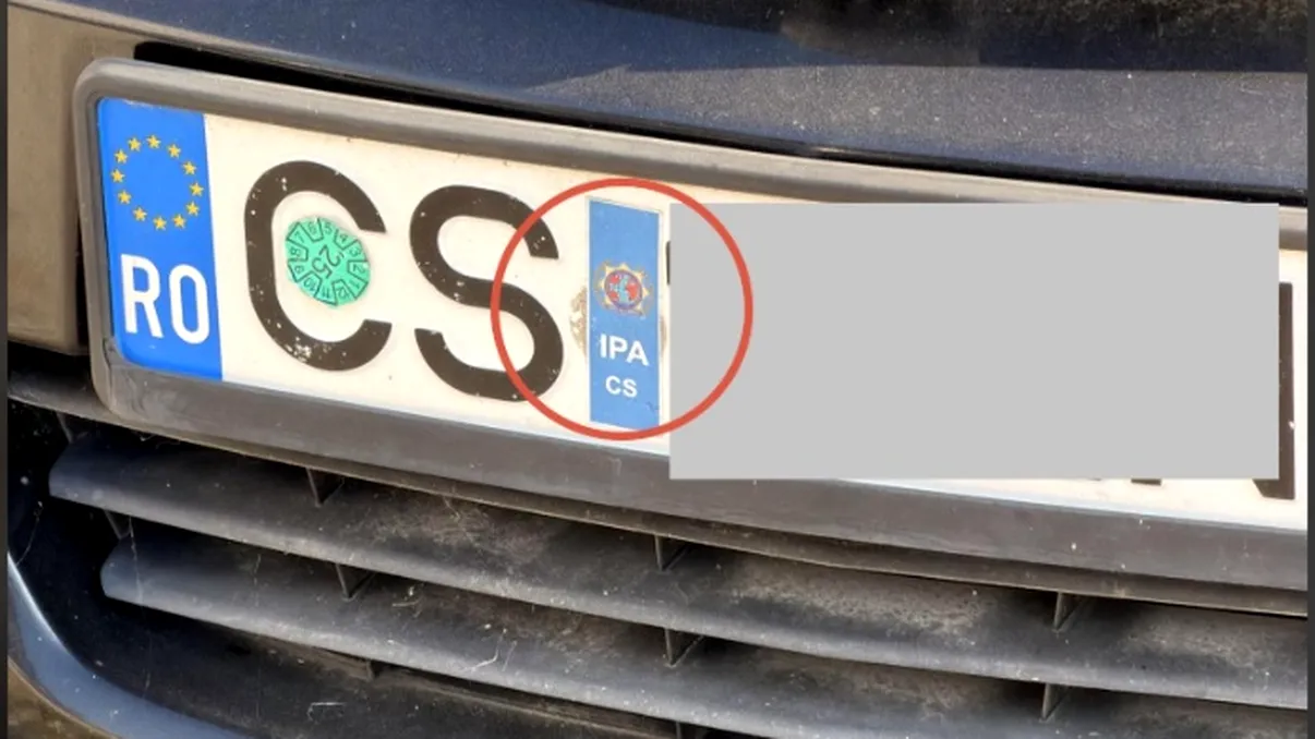 Ce legătură au stickerele IPA cu Poliția. Motivul pentru care unii șoferi le afișează pe mașini
