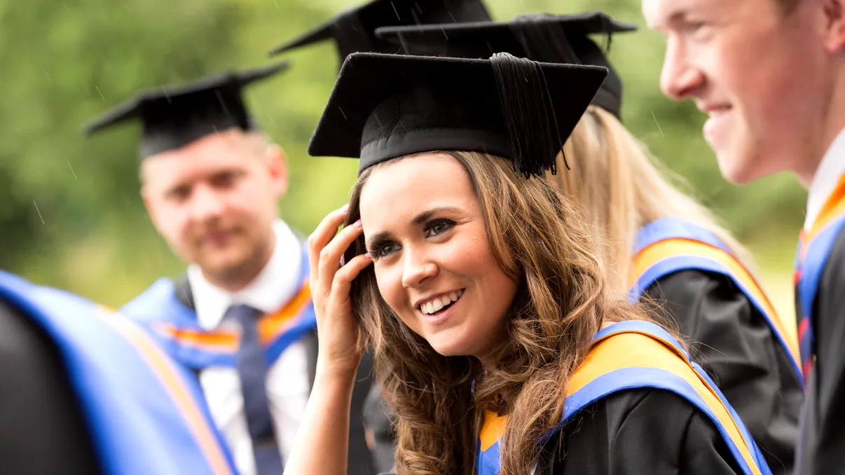 Ce facultăți termină femeile și bărbații din Europa. Diferențele sunt uriașe în unele domenii