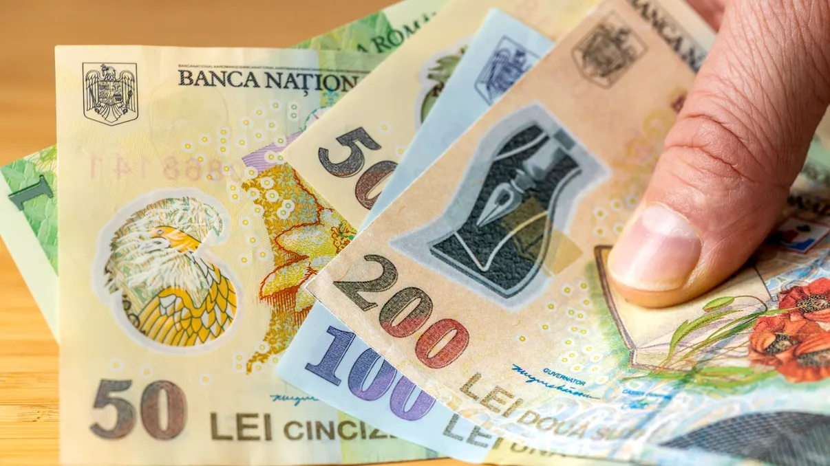 Salariul de 4.000 de lei care apare în noua lege a salarizării. Ce înseamnă, de fapt, „valoarea de referință” pentru bugetari