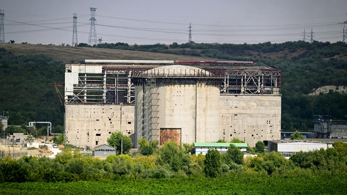 De la un șantier început în comunism, la pilonul energetic al României. Istoria Centralei de la Cernavodă, momentul critic din aprilie 1996