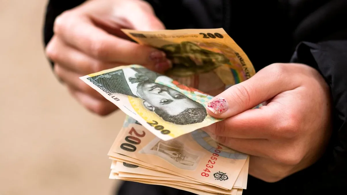 Ce taxe plătește un român dintr-un salariu de 6.000 de lei. Câți bani ajung efectiv în buzunar