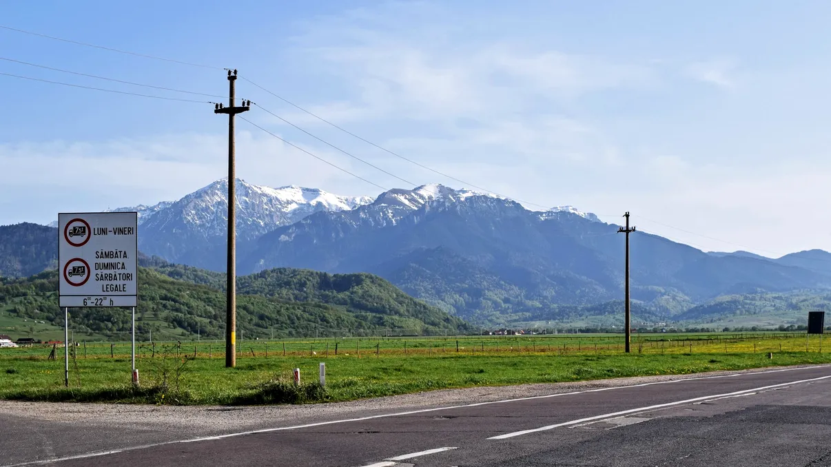 Guvernul dă undă verde Autostrăzii Brașov - Făgăraș. Când ar putea circula primele mașini pe cei aproape 50 km