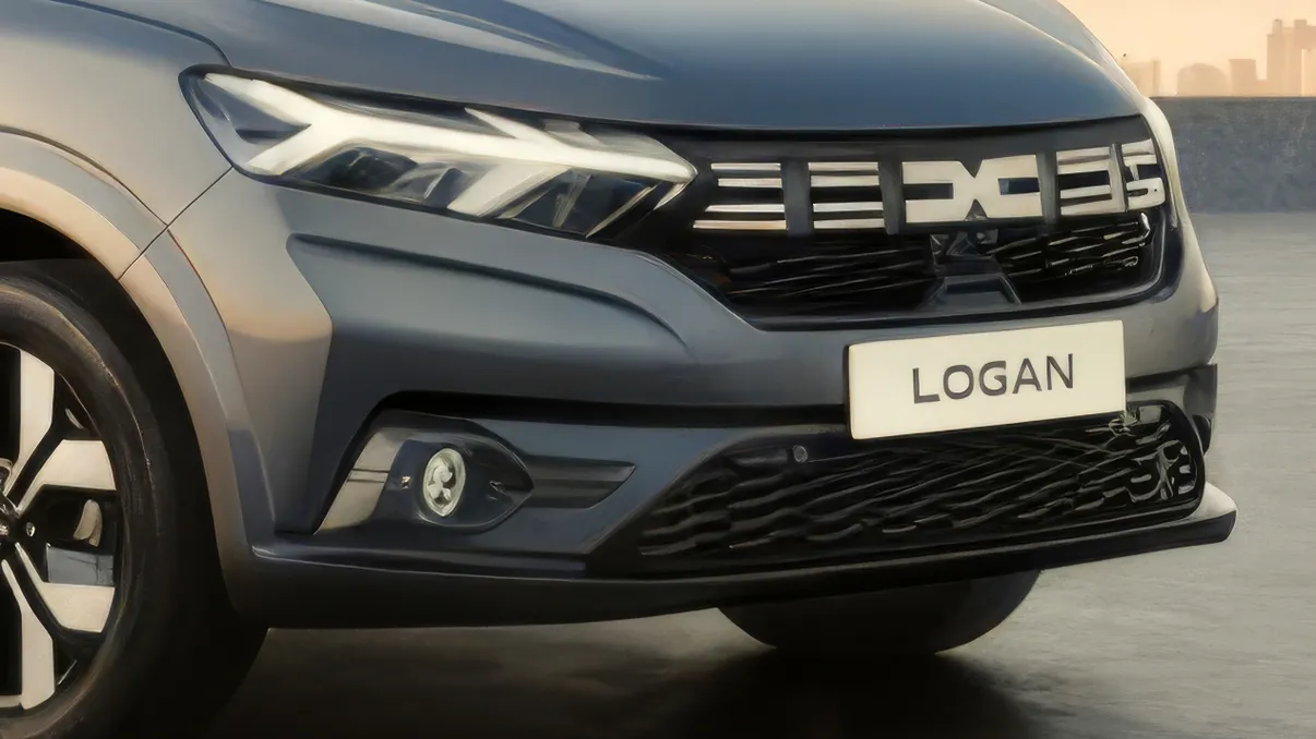 Dacia Logan cu portbagaj umed: cum găsești infiltrația înainte să apară rugina și mirosul