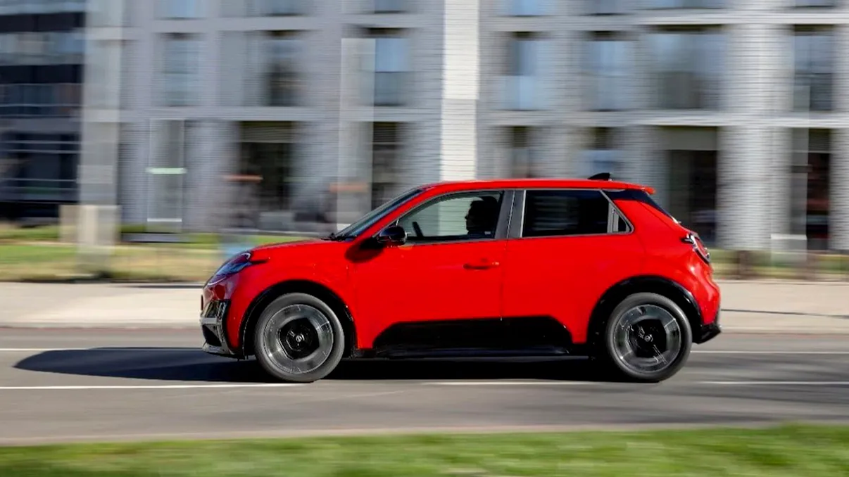 Nissan readuce Pixo în Europa, dar de data aceasta electric: mașina de oraș de sub 20.000 de euro care vrea să încurce BYD și Leapmotor