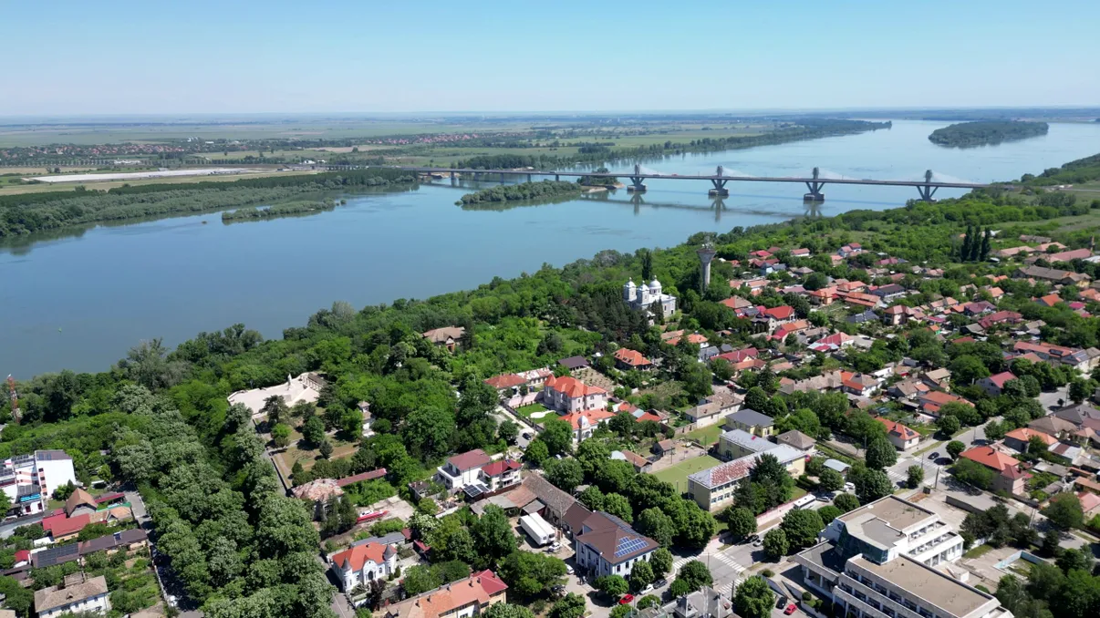 Oraşul din România care ar putea renaşte după o investiţie importantă. Localitatea, cândva o mândrie, a ajuns o ruină