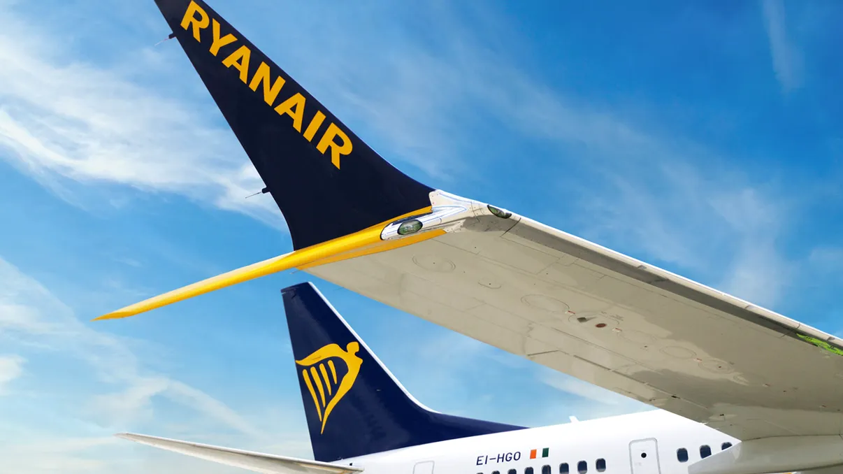 Ryanair renunță la 10.000 de curse. Rutele afectate şi perioada în care aeronavele nu vor mai zbura