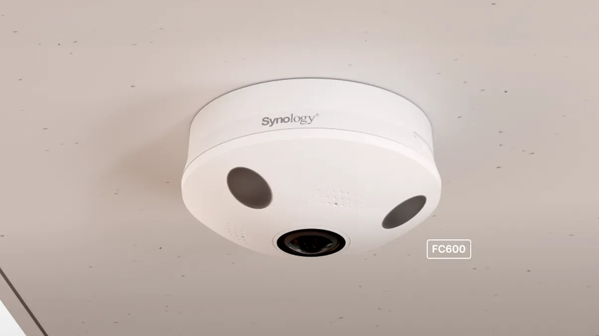 Synology lansează FC600, camera fisheye care oferă supraveghere la 360 de grade și analiză AI direct pe dispozitiv