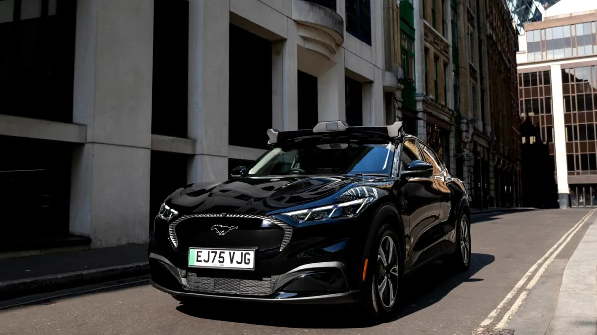 Uber introduce mașinile autonome în Europa: un Mustang Mach-E poate veni singur după tine în Londra