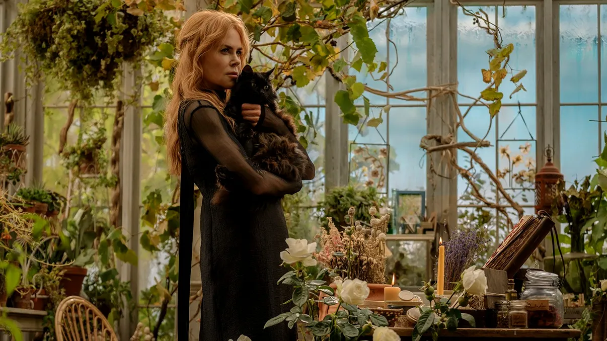 „Ce vrăji mai fac fetele 2” readuce magia pe marele ecran. Sandra Bullock și Nicole Kidman sunt din nou fermecătoare REVIEW